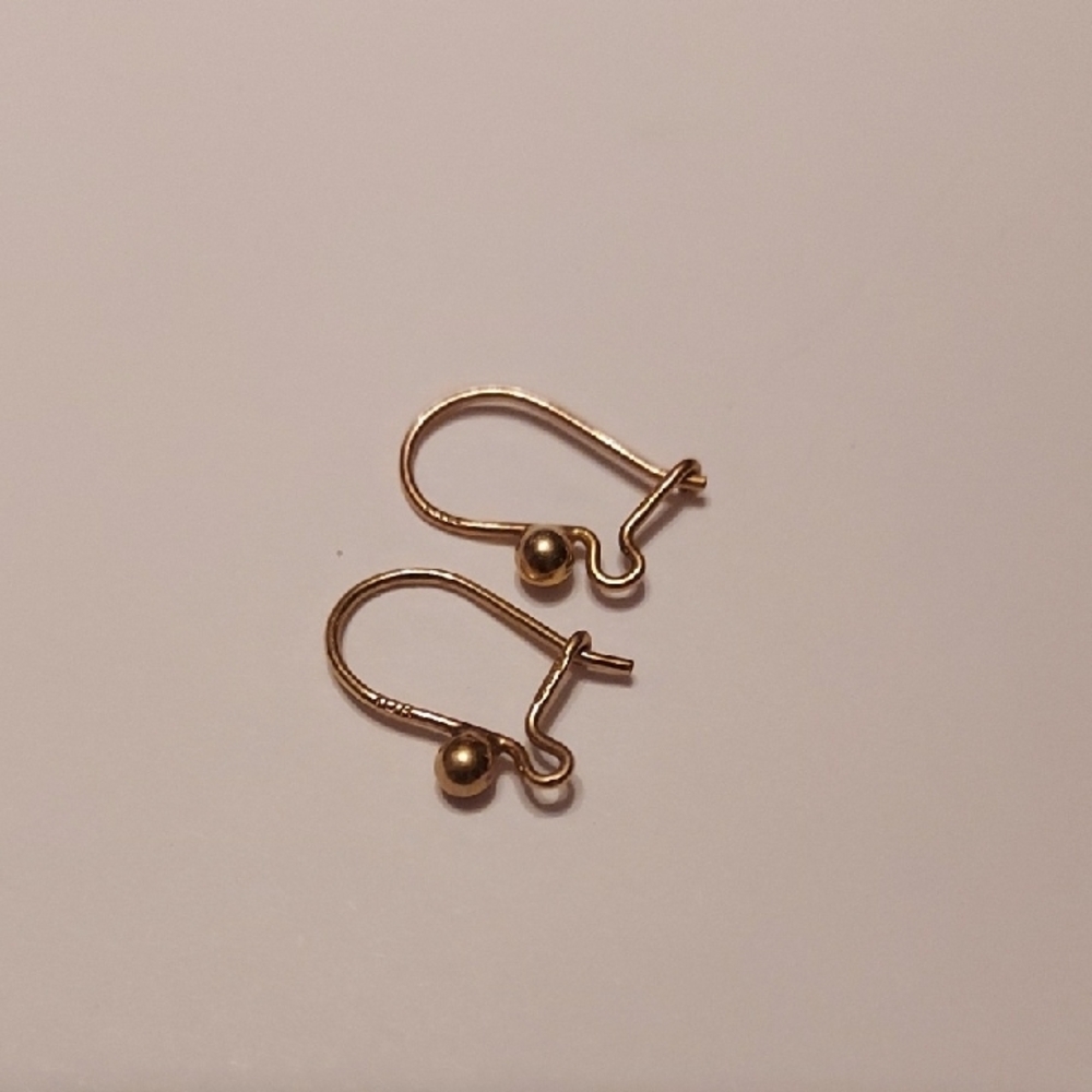10K Gold Wire Vintage Earrings